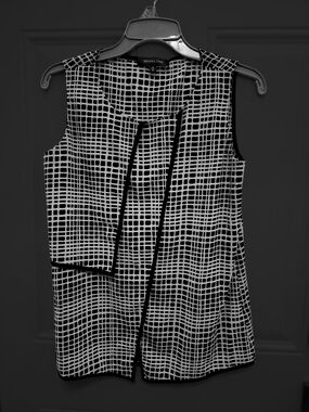 Melanie Lyne Top